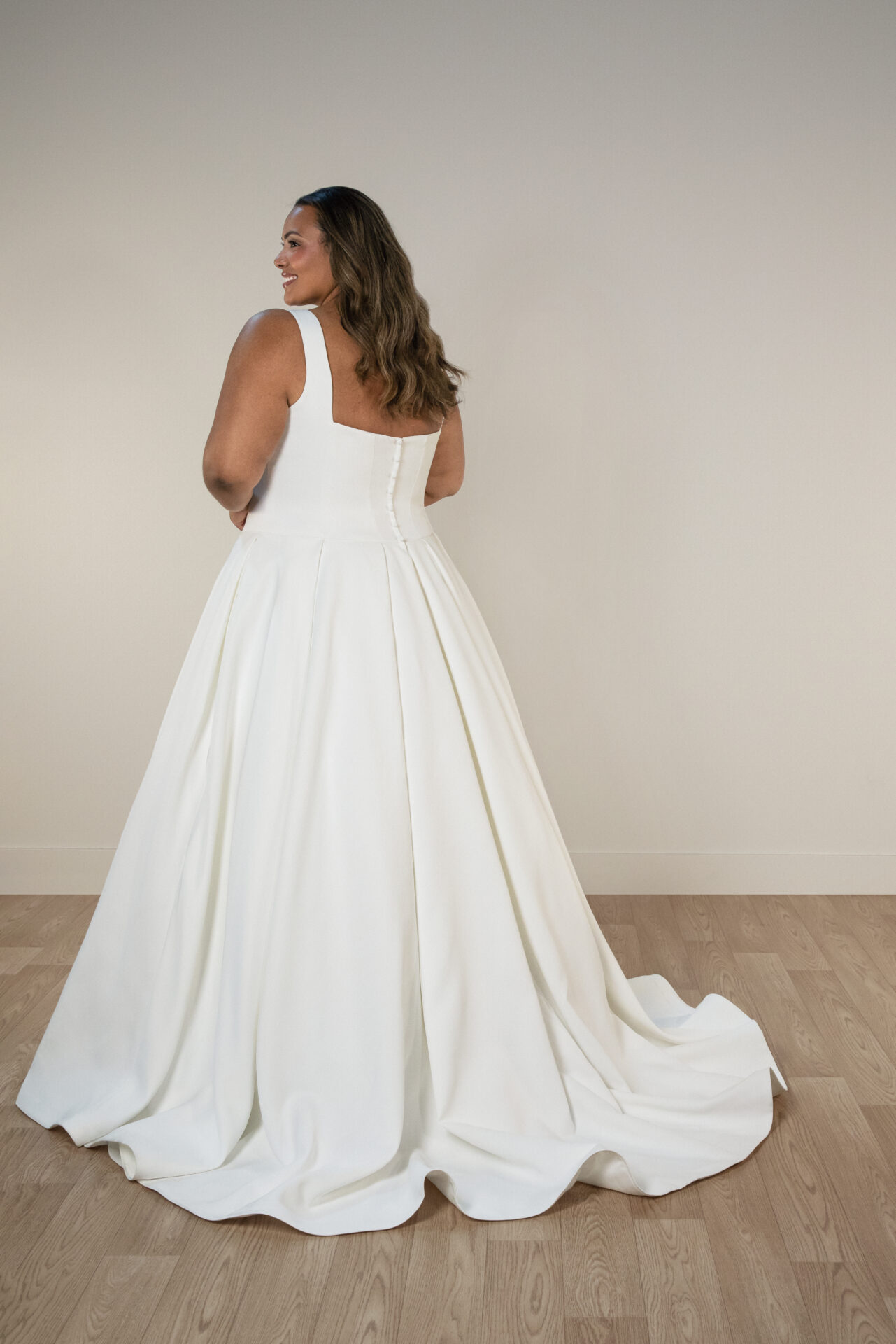 8178 by Stella York - Image 3